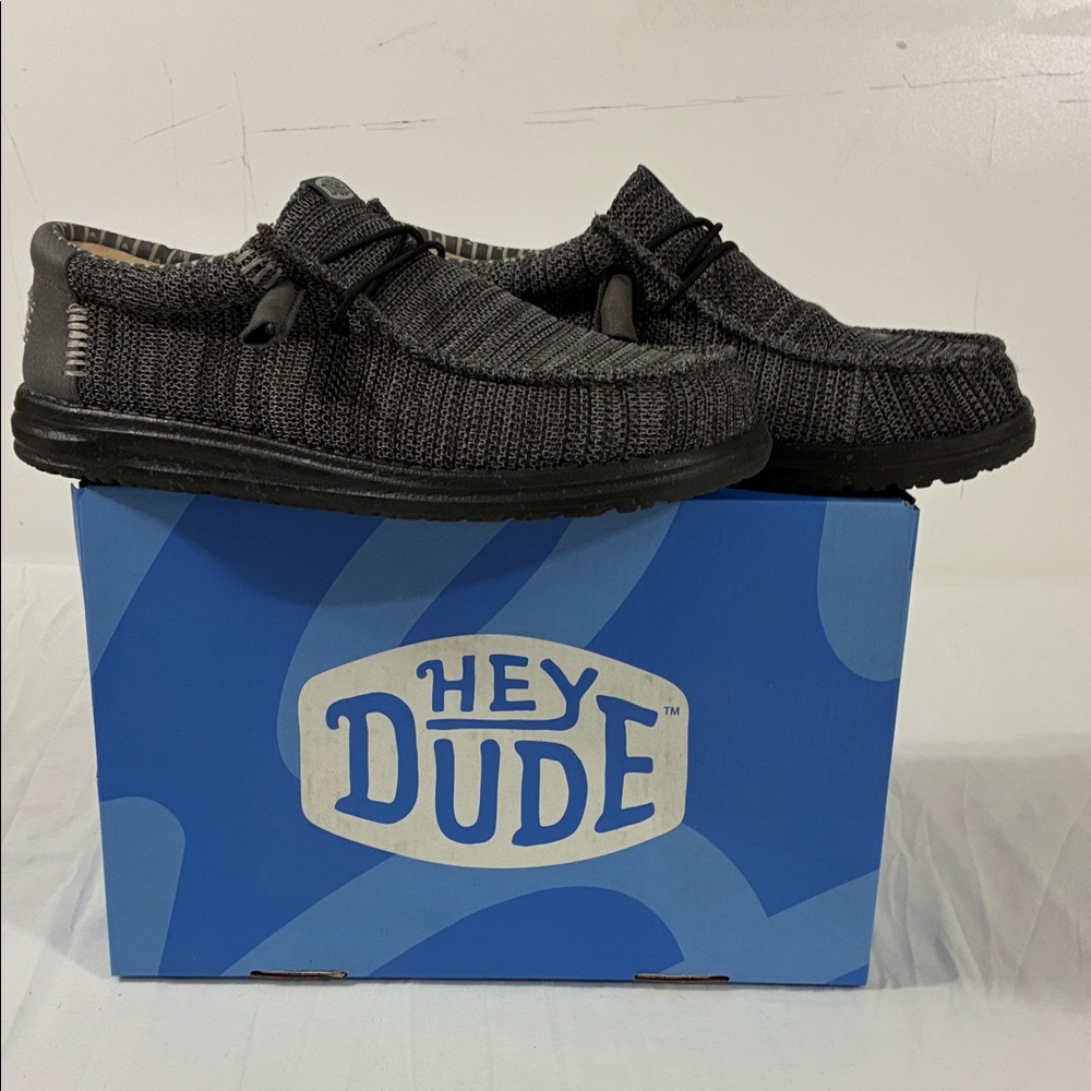 Hey Dude Wally Stretch Sox Men’s M9 Granite Grey/Black